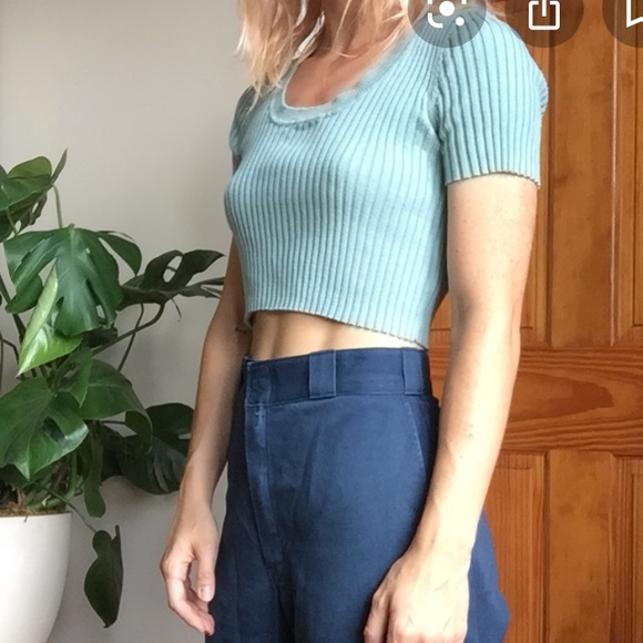 UO Hello Margot Cropped Ribbed tee - Picture 1 of 6
